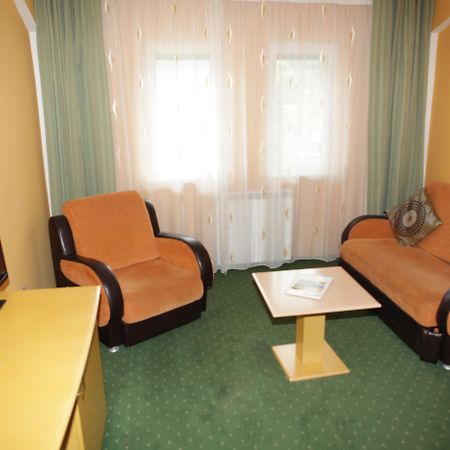 Eurohotel Baia Mare Exterior foto